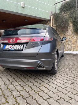 Honda civic 1.4 NÍZKY NÁJAZD - 3