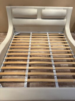 Manželská postel - 3