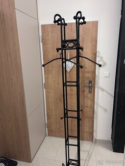 Oceľový vešiak - 3