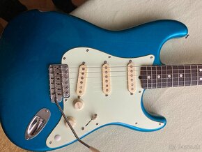 Fender Stratocaster 60s - 3