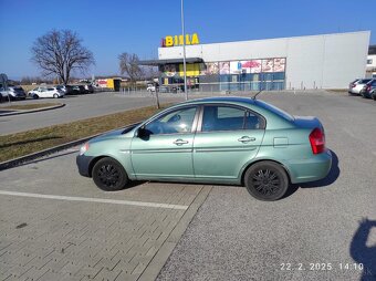 Hyundai accent - 3