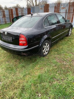 Rozpredam skoda superb 2.5TDI 120kw - 3