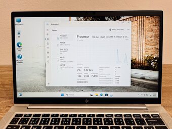 Predám HP Elitebook 830 G8/8GB RAM/256GB SSD/W11 - 3