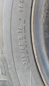 215/65 r16 zimne pneu - 3