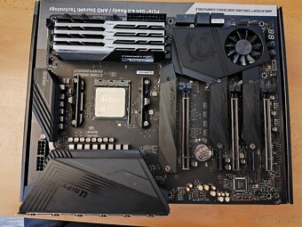Ryzen 9 5900X + 64GB RAM +MSI MEG X570 UNIFY - 3