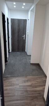 Predám 3 izb. byt Zvolen, centrum, 2x balkón - 3