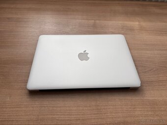 Apple MacBook Air 13” (2014) - 3