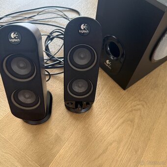 Logitech X-230 2.1 - 3