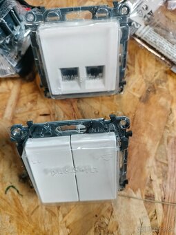 Legrand valena live - 3