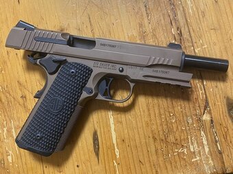 Sig Sauer 1911 Emperor 45. ACP - 3