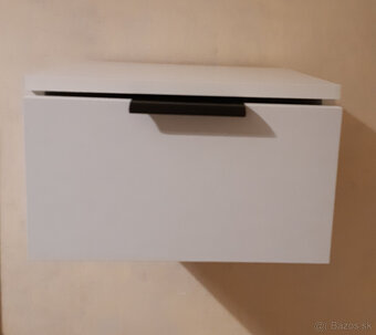 Predám nočné stoliky - 3