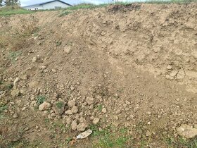 Hlina zásyp zemina ornica - 3