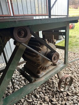 Cirkulár na drevo - 3