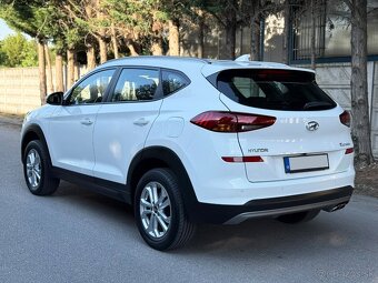 HYUNDAI TUCSON 1.6 T-GDI FAMILY / 48 000 km / 1.MAJITEĽ - 3