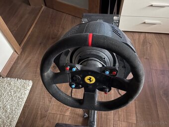 Predam Thrustmaster T300 Ferrari a Playseat Evolution - 3