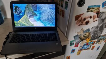 Predám HP Pavilion 15, 1000gb hdd, 8gb ram - 3