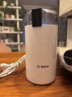 Delonghi pákový kávovar + bosch mlyncek - 3