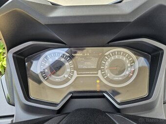 Predám Honda Forza 125 - 3