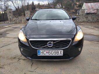 Volvo V40 D2 Cross country - 3