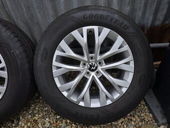 5x112 R18 VW Cascade Touareg CR7 235/65 R18 Demo - 3