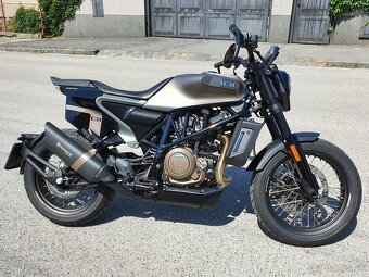 Husqvarna Svarpilen 701 Style, special edition - 3