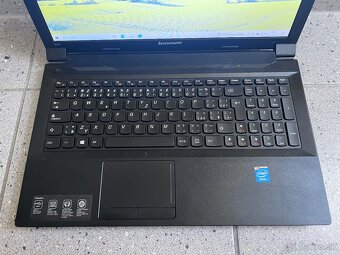 Lenovo B590 / Celeron 1005M / 8GB RAM / 128GB SSD / 15.6" - 3