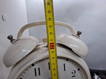 Predám starý veľký funkčný budík PRIM 26 € - 3