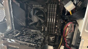 Predám Výkonný PC - Ideálny na Hranie (i5-11th Gen, 32GB RAM - 3