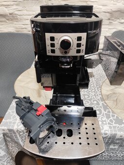 DeLonghi Magnifica S - 3