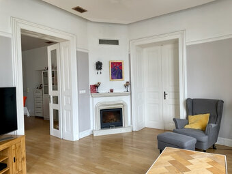 BA I. Na prenájom 5 izbový byt v centre - 3