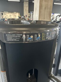 Predám profesionálne stroje Tuff Stuff BIO ARC - 3