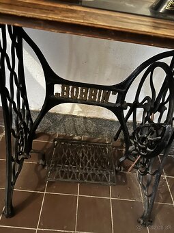 Šijací stroj bobbin - 3