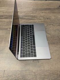 Apple MacBook Pro 13" 2017 i5/8GB RAM/512GB SSD TouchBar - 3