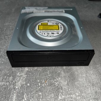 DVD interná napaľovačka LG GH24NSD5 - 3