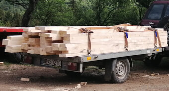 Predám stavebné smrekové rezivo hranoly dosky fošne laty - 3