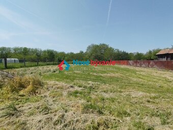 Predaj, stavebný pozemok - Jur nad Hronom (N028-14-MAHA) - 3