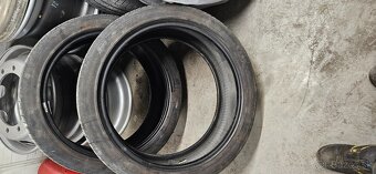 Predám pneumatiky Pirelli PZero 265/40 R22 106y - 3