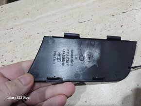 AUDI A6 C6 KRYTKA TAŽNÉHO OKA PREDNÉHO NARAZNÍKA - 3