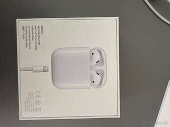 Apple AirPods - 3