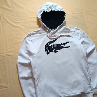 Lacoste biela mikina s kapucňou s veľkým logom S/M - 3