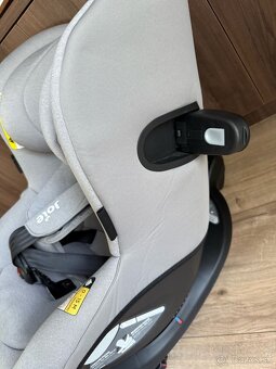 Predám Joie i‑Spin 360 i‑Size Detská Autosedačka – top stav - 3