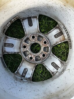 Elektrony R16 205/55 audi - 3