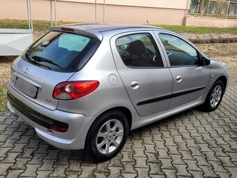 Peugeot 206 Plus  1.1.i 44kw - 3