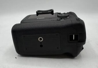 Canon EOS 5D Mark IV - 3