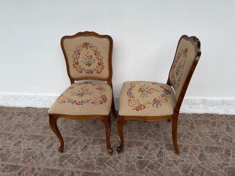 Predam historicke stoličky - 3