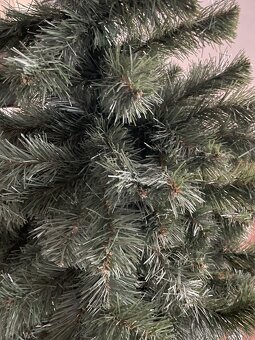 Vianocny stromcek cca 150cm - 3