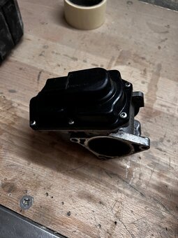 EGR VENTIL AUDI SEAT SKODA 2.0 TDI - 3