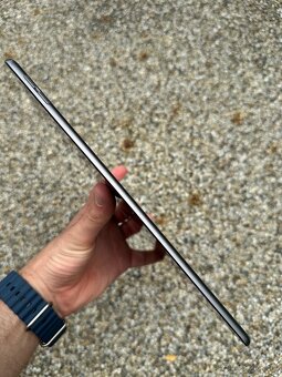 iPad AIR 3 256GB + Pencil + keyboard - 3