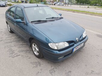 Renault Mégane 1.4e RT - 3