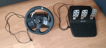 Logitech G920 volant, pedále, stojan - 3